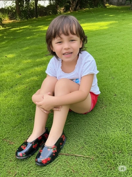 Patik Çiçekli Bahçe ve Tarım Kız Çocuk Ayakkabısı 21-28 Kırmızı