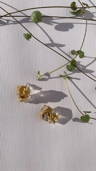 Şeffaf Gold Glitter Süslemeli Su Aygırı Şekil Gold Aksesuarlı Epoksi Küpe El Yapımı Hediyelik - Resim 5