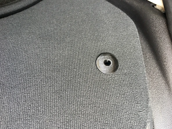 print studio Audi A3 8P bagaj kapağı parçaları (set) ürün görseli