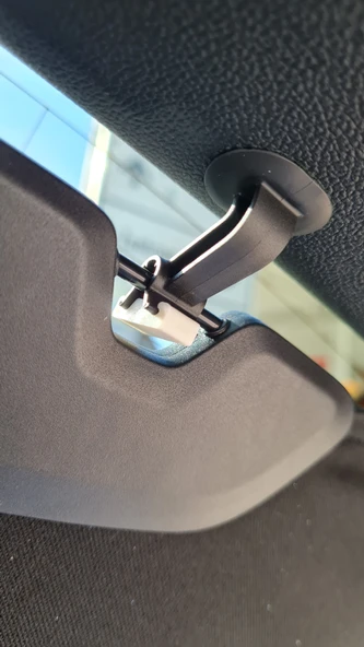 print studio ford Kuga MK3 - Escape Bagaj Kapağı klipsi - 2