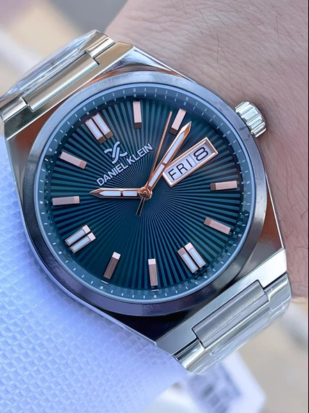Daniel Klein Çelik Kordonlu Takvimli Kadran 3 Atm Suya Dayanıklı Erkek Kol Saati E.14060.5 ürün görseli