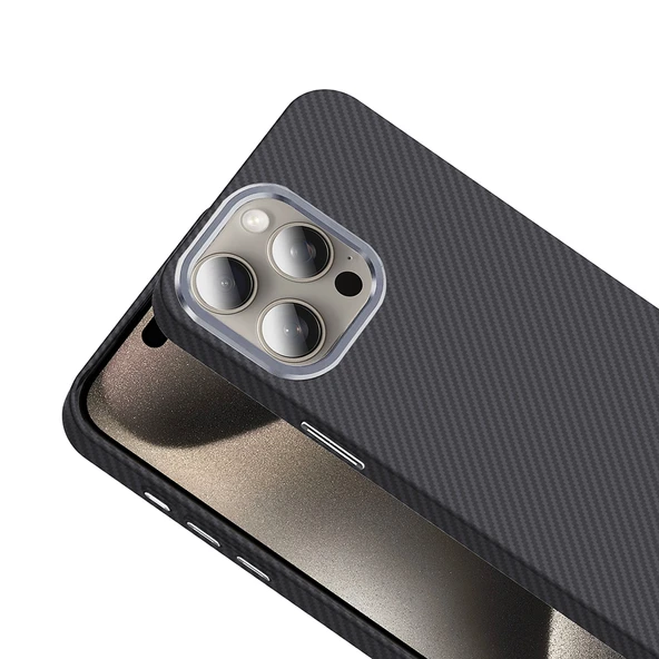 iPhone 15 Pro Kılıf M-safe Şarj Özellikli Karbon Fiber Görünümlü Gros Kılıf - Resim 9