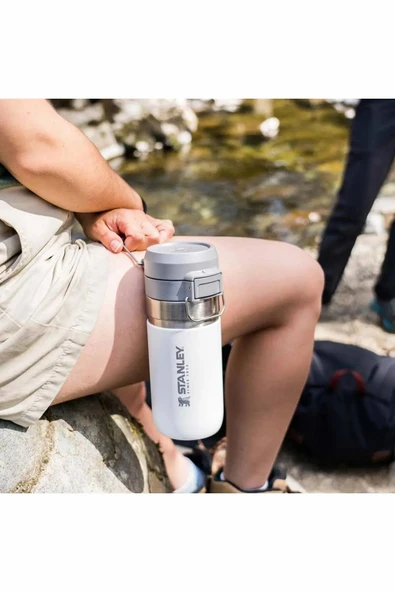 Stanley Go The Quick Flip Water Bottle Termos | 0.47L / 16oz Beyaz 10-09148-105 - 5