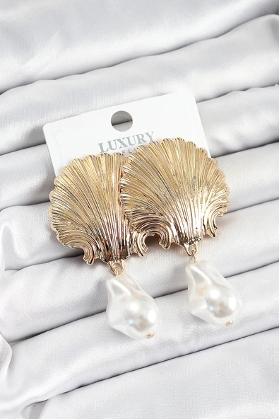 MuI MuI Pirinç İstiridye Model Sallantılı İnci Detaylı Gold Renk kadın Küpe