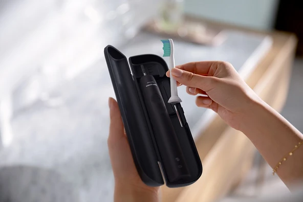 Philips Sonicare 3100 HX3673/14 Şarjlı Diş Fırçası Siyah - 4