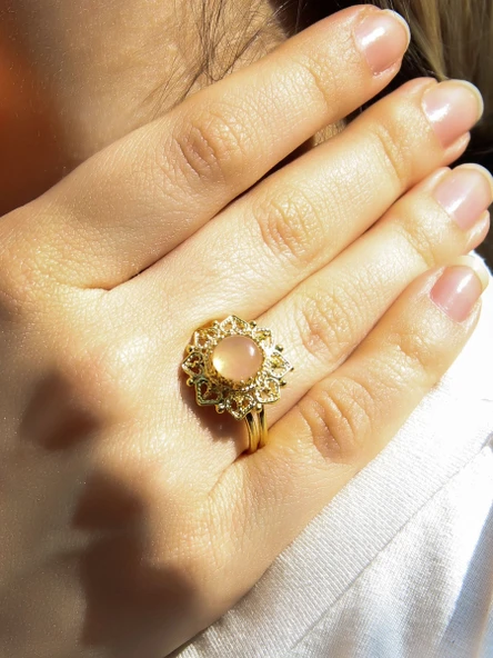 Doğal Taş Pembe Kuvars Doğal Taşlı Telkari Model  Kadın Ayarlanabilir Altın Kaplama Yüzük euy62pkg ürün görseli