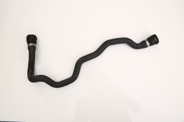BMW E39 520İ, 523İ, 525İ, 528İ, 530İ SU HORTUMU 11531438634 ürün görseli 1