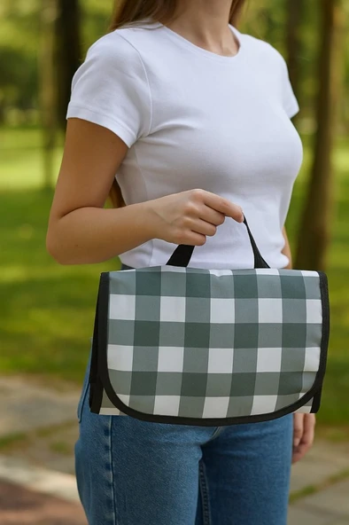 Kendinden Çantalı Haki Ekose Piknik Örtüsü 150X150 cm Taşınabilir Cırtlı Piknik Matı, Taşıma Kordonlu, Ince Katlanabilir Örtü - 3