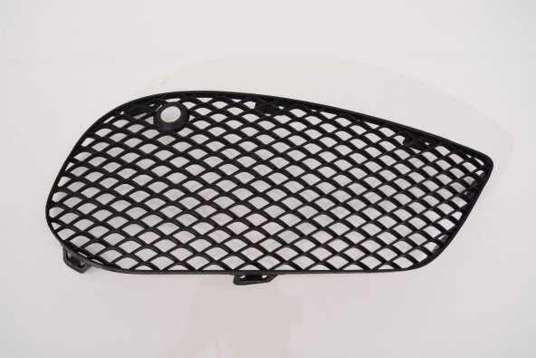 MERCEDES W205 AMG ÖN TAMPON IZGARASI SAĞ - Resim 2