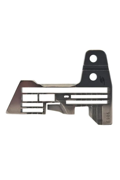 E986 İçİn İğne plaka Siruba 757-516M2 endüstriyel DİKİŞ MAKİNESİ boğaz plakası ürün görseli