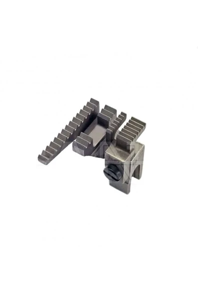 Juki Overlok MO-6716 5 İp Arka Ve Zincir Dişli / 118-82909+118-87403