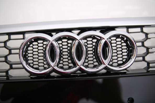 AUDI RSQ2 PANJUR 2015-2018 - Resim 3