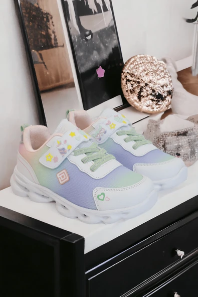 Kidessa 1809 Anatomik Tabanlı Işıklı Kız Çocuk Günlük Spor Ayakkabı ürün görseli 1