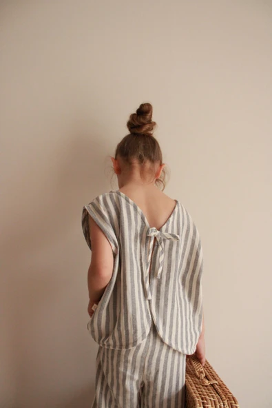 Gri Çizgili Sırt Detaylı Müslin Takım - Resim 7