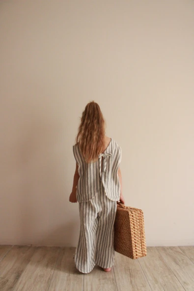 Gri Çizgili Sırt Detaylı Müslin Takım - Resim 6