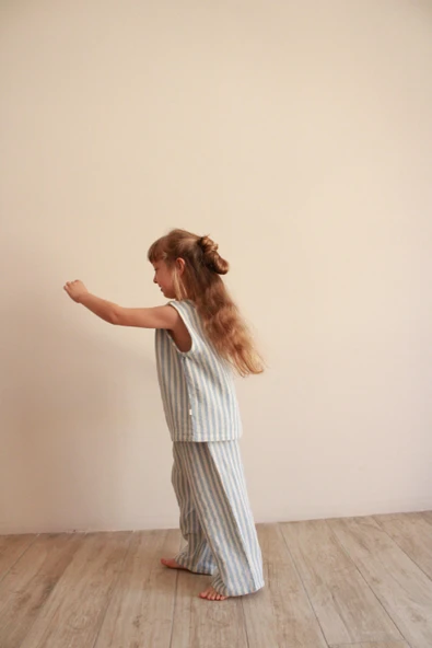 Mavi Çizgili Asimetrik Cepli Müslin Takım - 3
