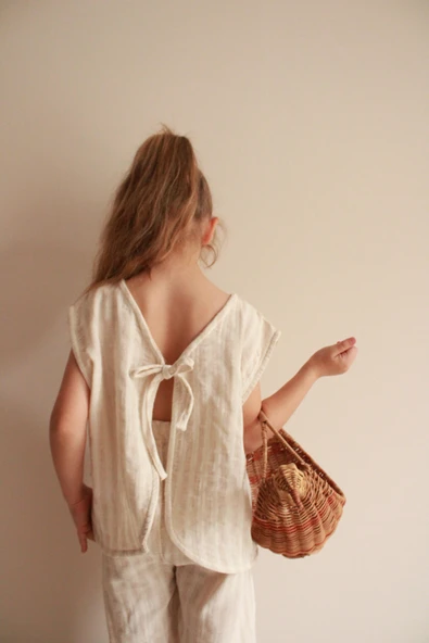 Bej Çizgili Sırt Detaylı Müslin Takım - Resim 2