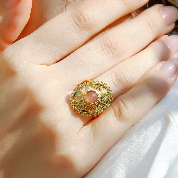 Doğal Taş Pembe Kuvars Doğal Taşlı Telkari Modelli Kadın Ayarlanabilir Altın Kaplama Yüzük euy65pkg - Resim 2