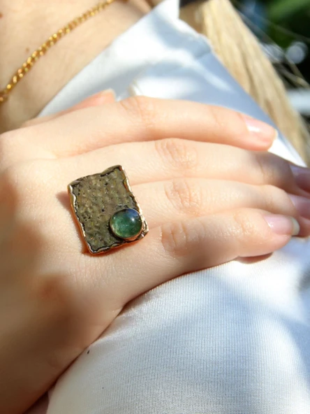 Doğal Taş Yeşil Akik Doğal Taşlı Dikdörtgen Model Ayarlanabilir Antik Kadın Yüzük euy67ya ürün görseli