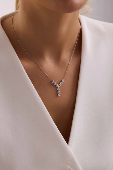 Beyaz Altın Kolye Begonya Form NEW