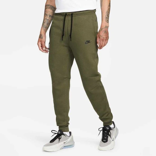Tech Fleece Jogger FB8002-222 ürün görseli