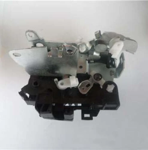 Ege Karayel 142  Kapı Kilidi Ön Mekanik Sol CLIO 01-10