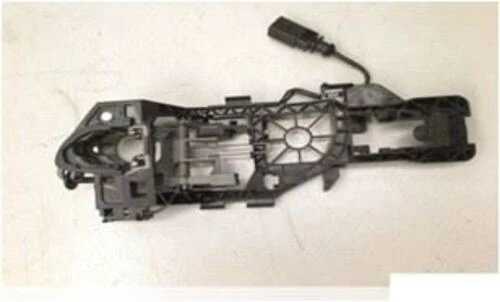 Monreal 73198  Kapı İç Braketi Sol Cc 09-16 3c8837885 - 1