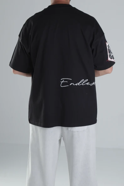 Yama Desenli Siyah Tasarım T-Shirt - 5