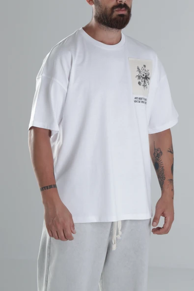 Halı Desenli Beyaz Tasarım T-Shirt - 3