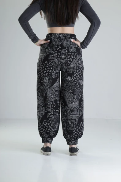 Etnik Desenli Siyah Pantolon - 4