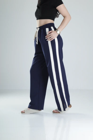 Yan Şerit Detaylı Lacivert Oversize Eşofman - 3