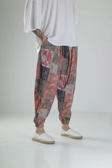 Çiçek Desenli Bürümcük Kumaş Pileli Yarım Şalvar - 3