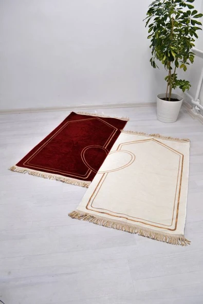 Çiftlere Özel Kalpli Kadife Eş Seccade ve İnci Tesbih Seti Kırmızı– Vav Detaylı, Hediye Kutulu - Resim 4