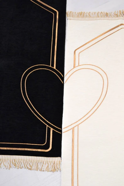 Çiftlere Özel Kalpli Kadife Eş Seccade ve İnci Tesbih Seti Siyah – Vav Detaylı, Hediye Kutulu - Resim 6