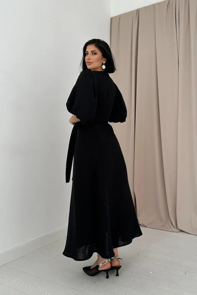 Siyah Kuşaklı Müslin Elbise - 4