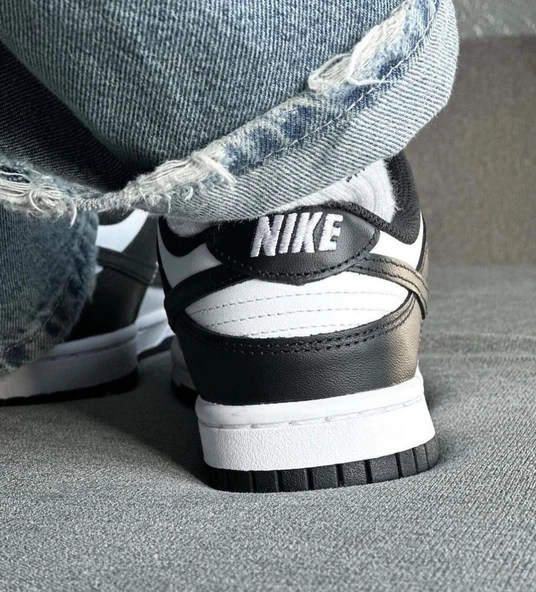 Nike Dunk Panda - 4
