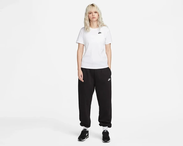Nike DX7902 100 NSW Clup SS Tee Kadın T-shirt - 5
