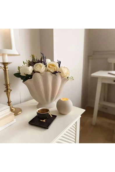 SEVMİNE Beyaz 16 Cm Modern Trend Istiridye Vazo - Mekanlarınıza Zarif Bir Dokunuş ürün görseli 1