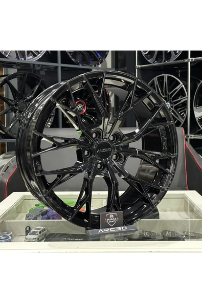 arceo 19 İNÇ 5X112 ARCEO ROMA PİANO BLACK ÖN/ARKA JANT MODELİ (4ADET) - 2