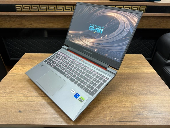 Casper Excalibur G870.1270-BFB0X-B Intel Core i7 12700H 64GB RAM 2TB SSD RTX4060 15.6” FHD 144Hz (İKİNCİ EL) - 4