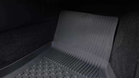 Seat Leon Plug-in Hybrid 2025 ve Sonrası Uyumlu 4.5D Premium Havuzlu Oto Paspas | Leon E-hybrid - 6