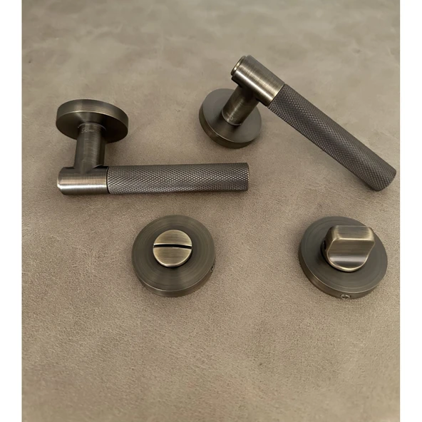 Rivax Meta Antik Sarı Zamak Yuvarlak Rozetli Wc Banyo Kapı Kolu 1 Takım ürün görseli