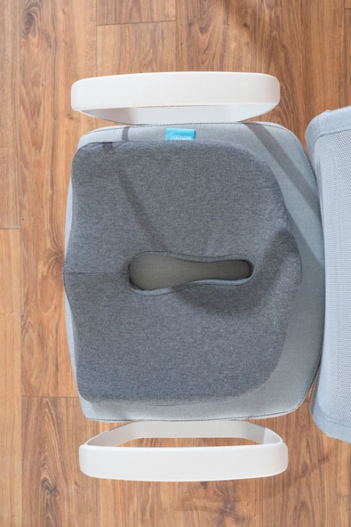 Softlife Havalandırmalı Oturma Minderi Ofis Araba Koltuk Oturma Minderi 44x38x13x7 cm - 3