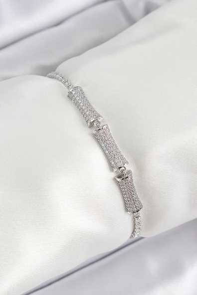 Pirinç Gümüş Renk Zirkon Taşlı Kemik Model Kadın Bileklik - EBJ250620W35603 ürün görseli