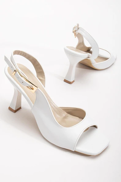 Kadı Topuklu Sandalet Ayakkabı Beyaz Cilt Yan Büyük Tokalı