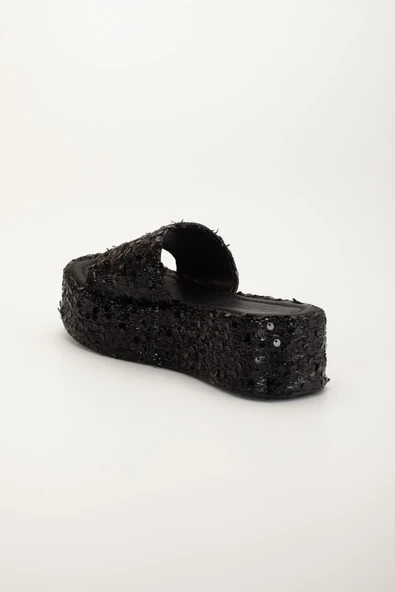 Kadın Dolgu Topuk Terlik Siyah Pullu Kalın Tek Bant Kaplama Taban - Resim 5