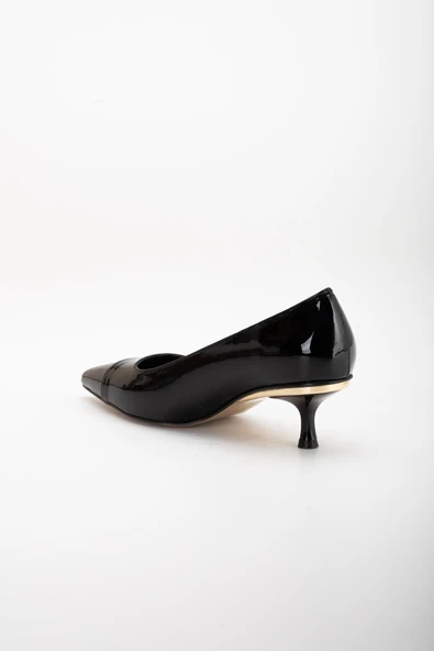 Büyük Numara Rugan Taşlı Yan Yüzlü Siyah Kadın Kısa Topuklu Ayakkabı - Resim 5