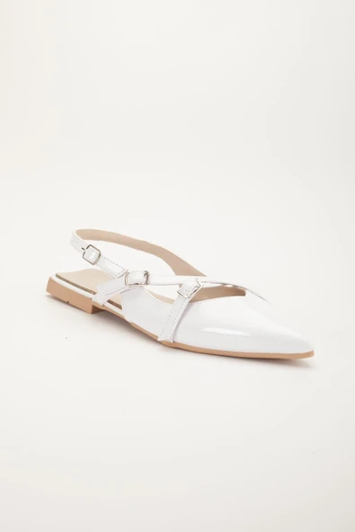 Badın Babet Beyaz Rugan Çapraz Bantlı Arka Açık Sivri - Resim 4