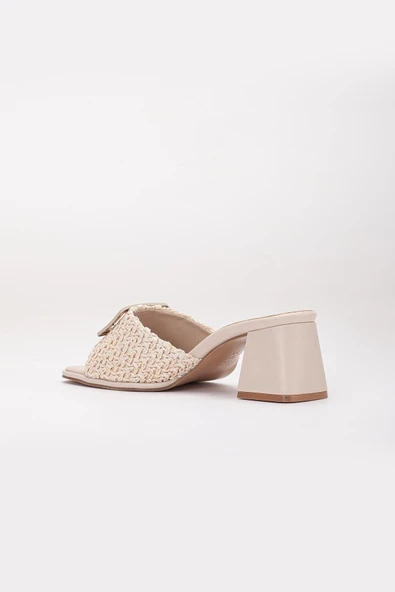 Büyük Beden Kadın Topuklu Terlik Bej Hasır Desen Taş Tokalı - Resim 5