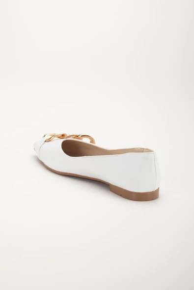 Kadın Babet Beyaz Cilt Zincir Detaylı Sivri Kalıp - Resim 5